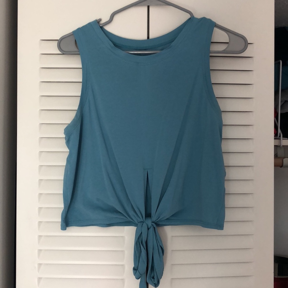 Size 6 Blue Lululemon Tank Top